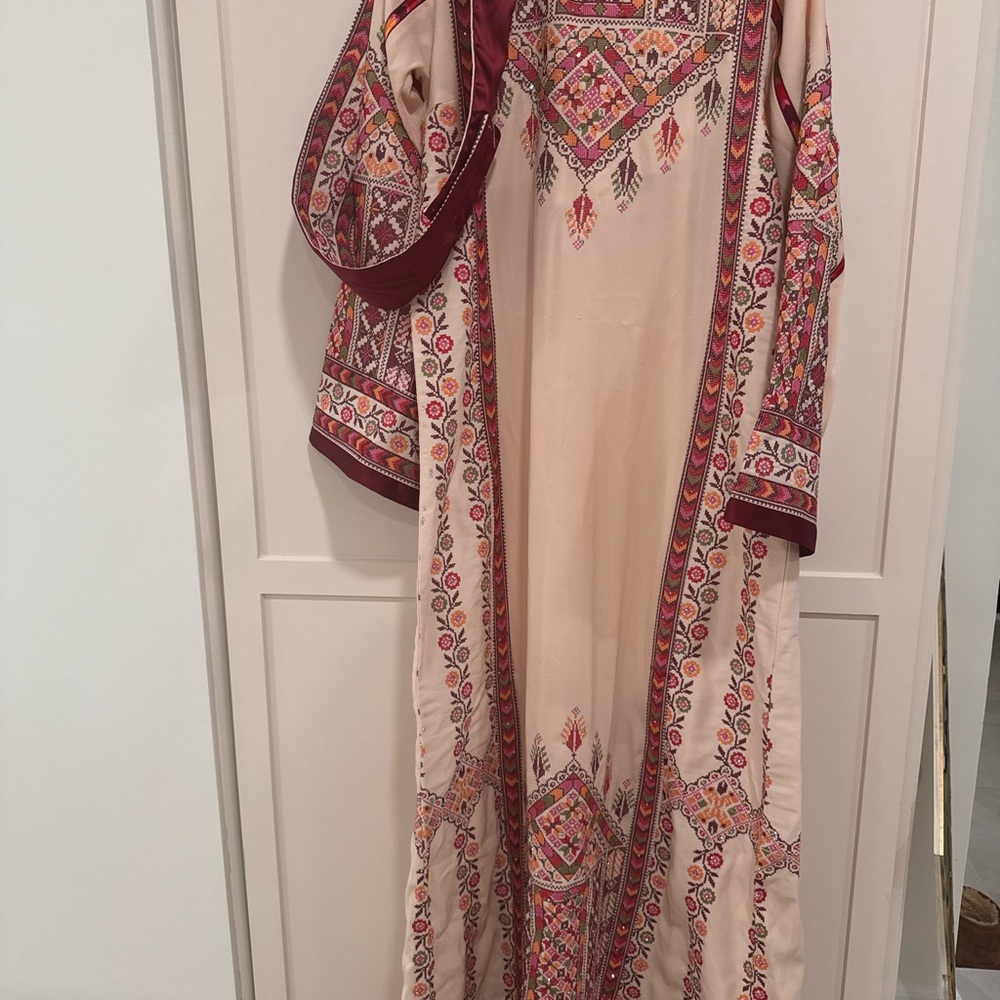 Brand new Thob with reversible belt